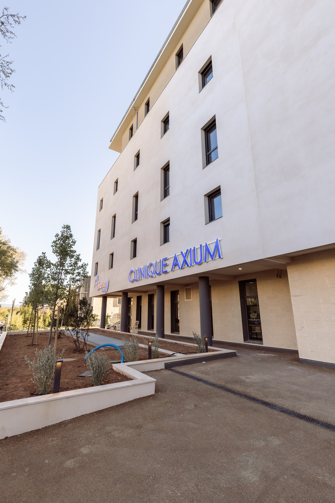 La Clinique Axium inaugure un nouveau bâtiment pour développer son offre de soins