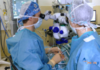 Vitrectomie sous endoscopie à la Clinique Axium